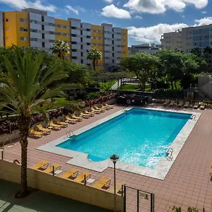 Abora Garden With Terrace, Pool, Extensive Gardens And Free Parking Apartment